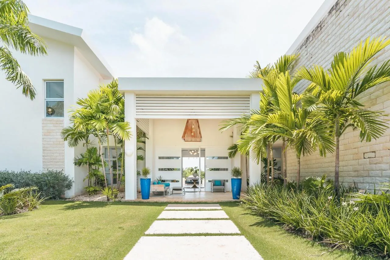 Luxury Lakefront Vacation Paradise! Punta Cana Dominican Republic