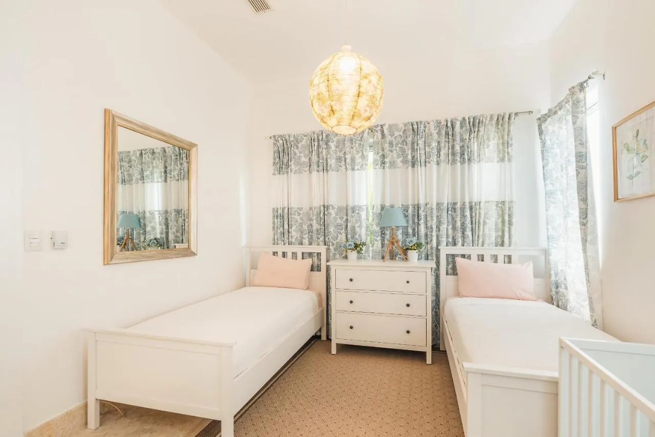 Luxury Lakefront Vacation Paradise! Punta Cana Villa