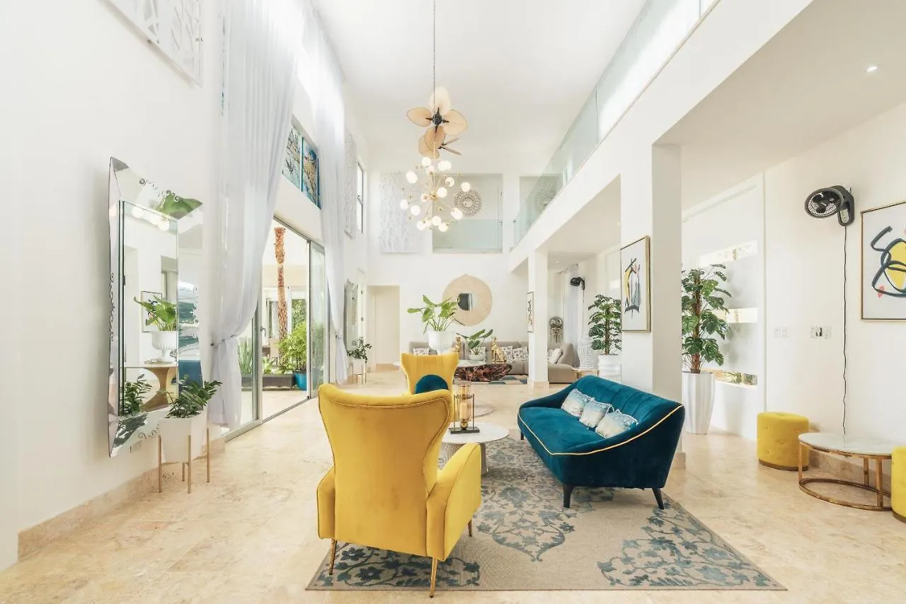Villa Luxury Lakefront Vacation Paradise! Punta Cana